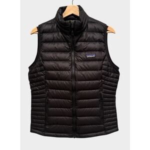 NWT PATAGONIA Women's Down Sweater Vest Size Medium